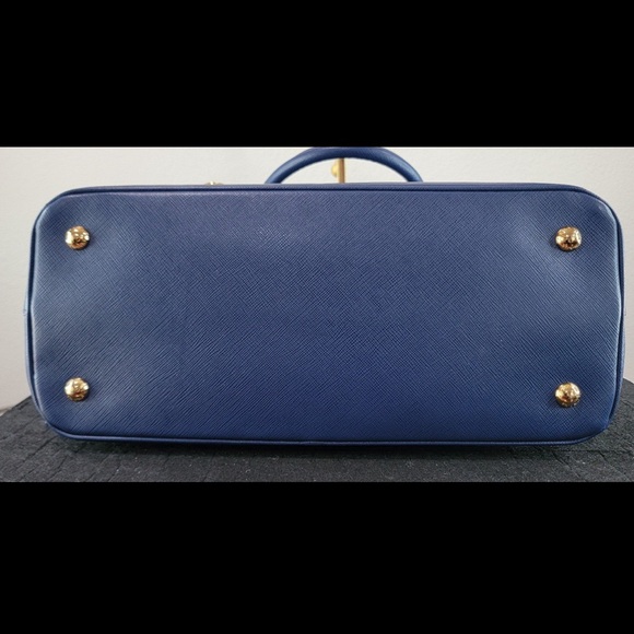 PRADA Saffiano Galleria medium (complete) - Picture 5 of 12